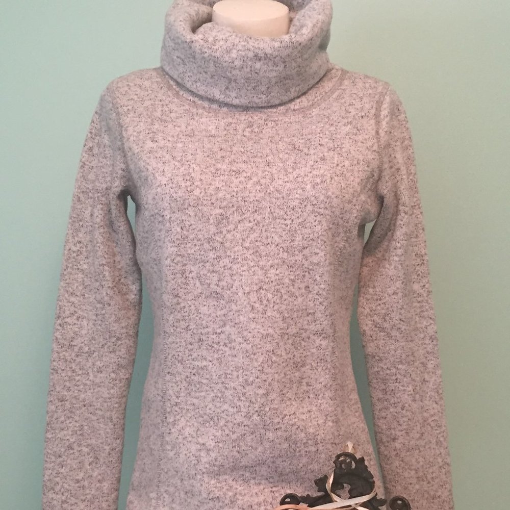 Mountain Warehouse Gray Turtleneck Sweater - Women’s Size US 4